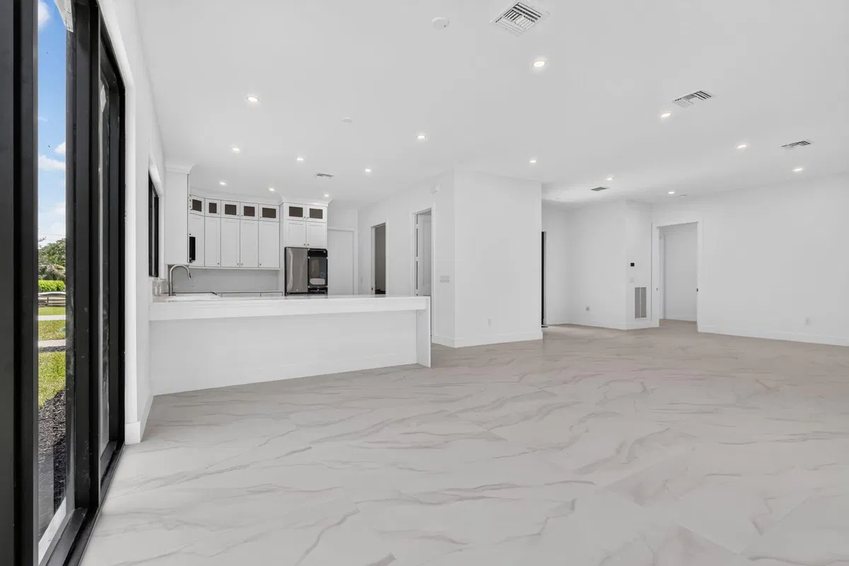 Residence photo 10