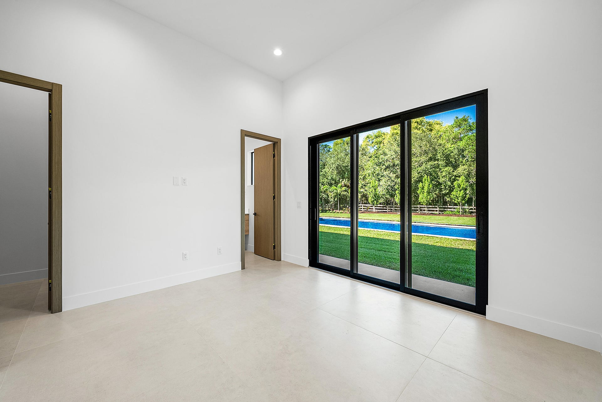 Paddock Park 1 Residence photo 31