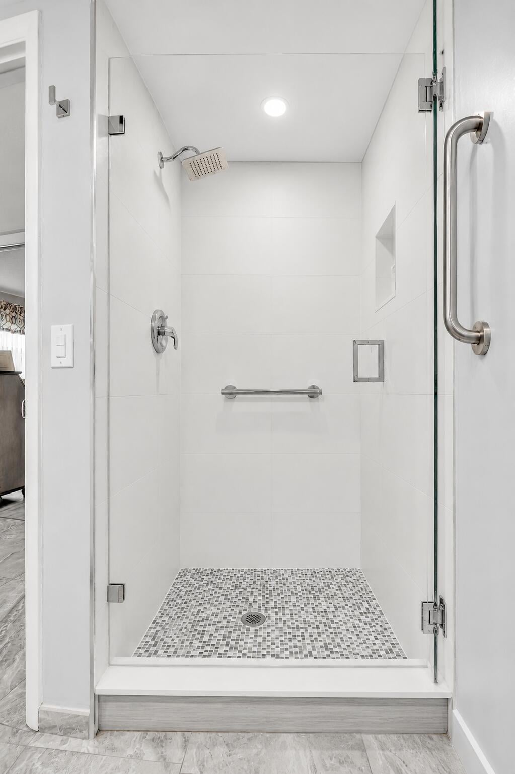 Unit 625 photo 19