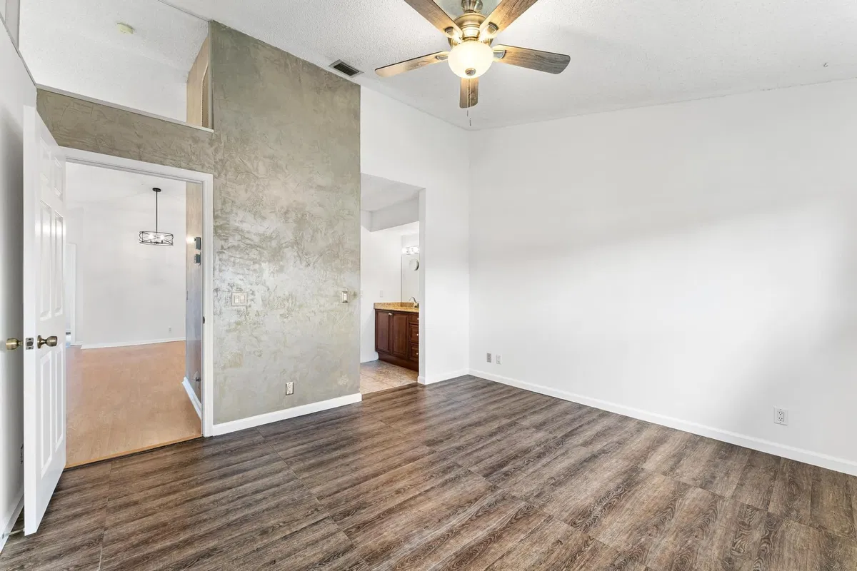  Unit 205 photo 16