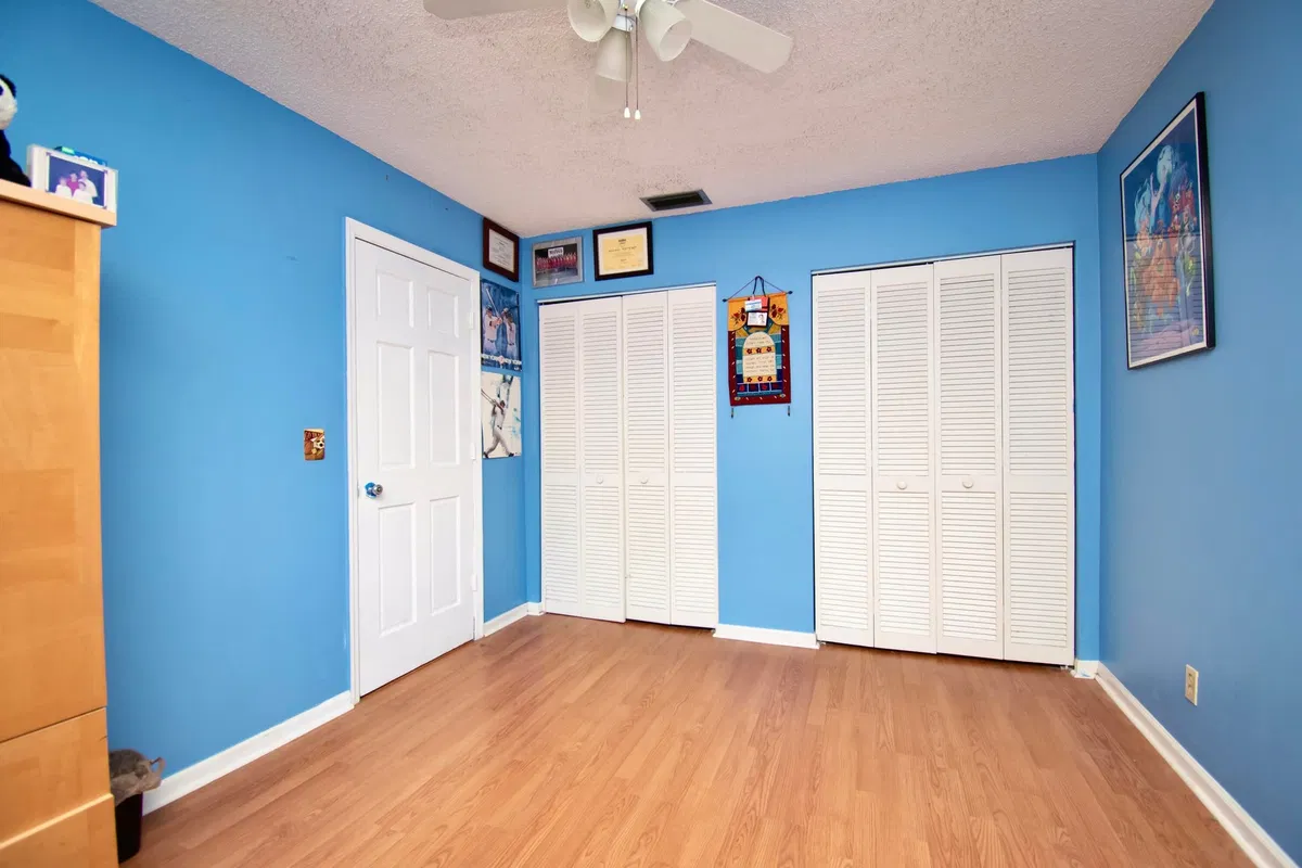 Residence photo 19