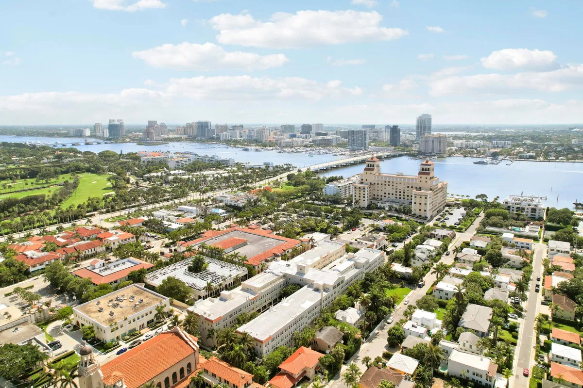 North End Palm Beach Unit 2011 photo 37