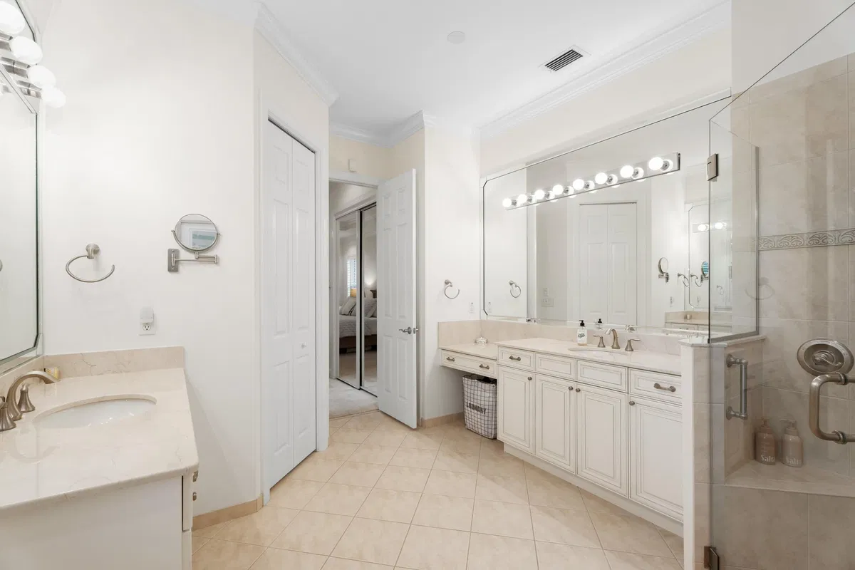  Residence photo 31