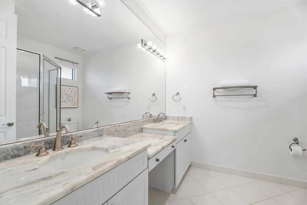 Residence photo 43