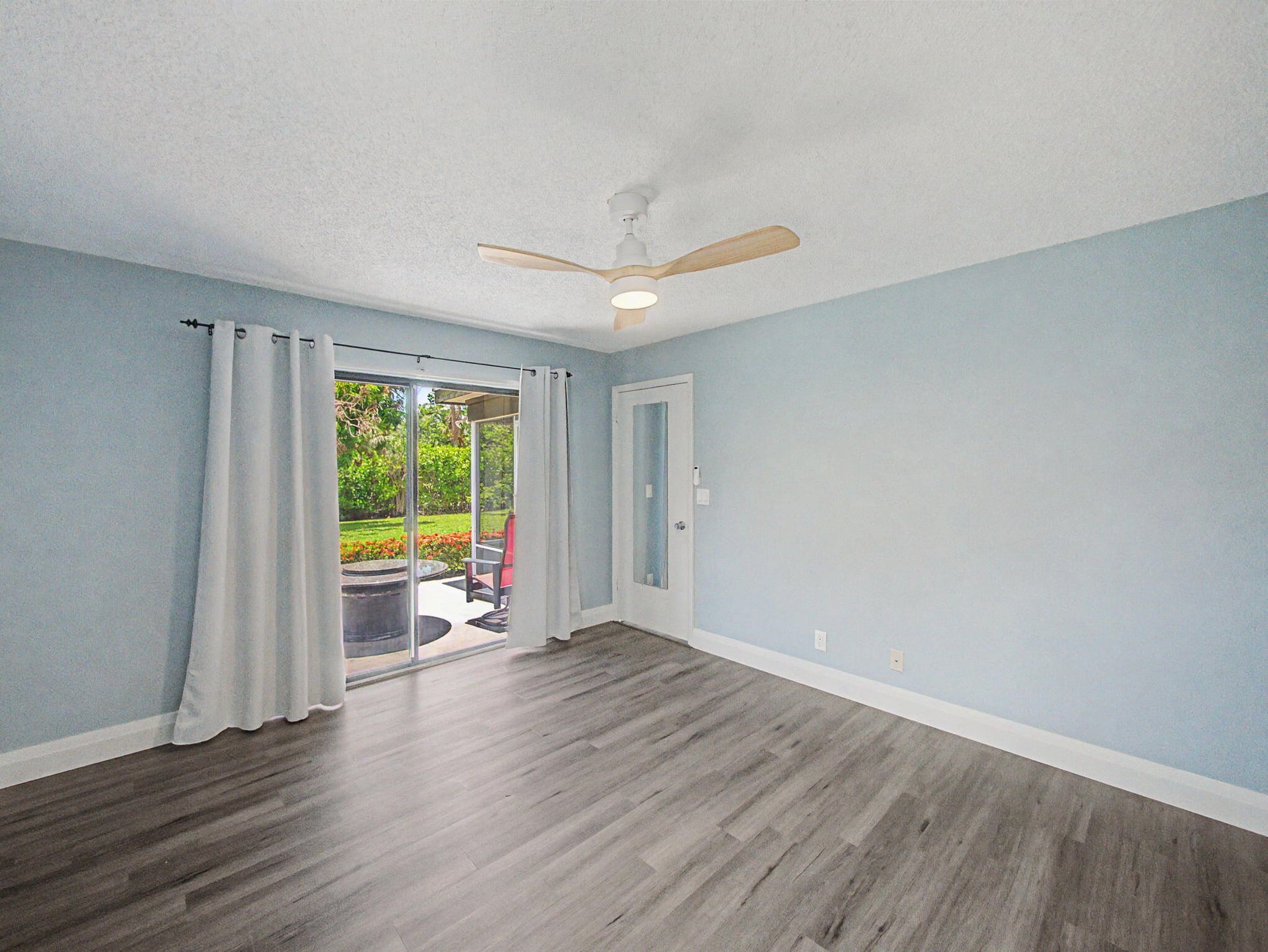  Residence photo 16