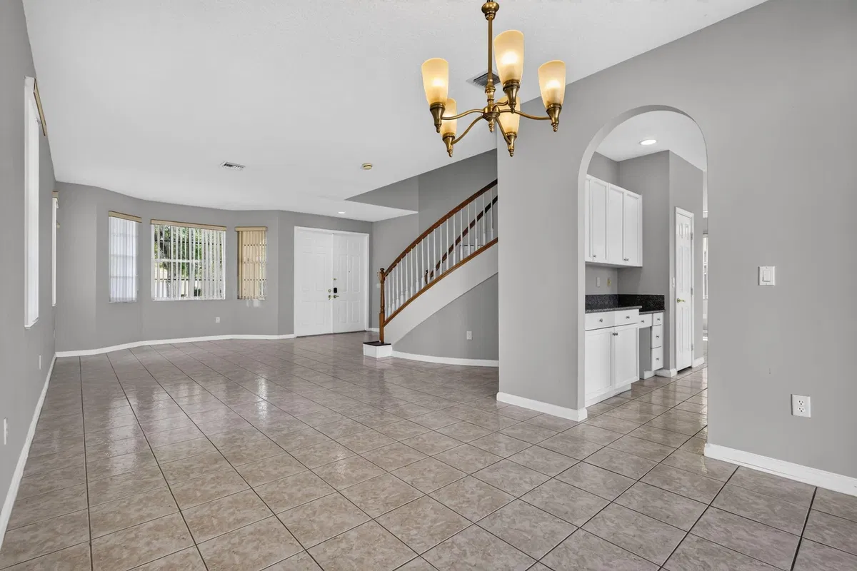  Residence photo 7