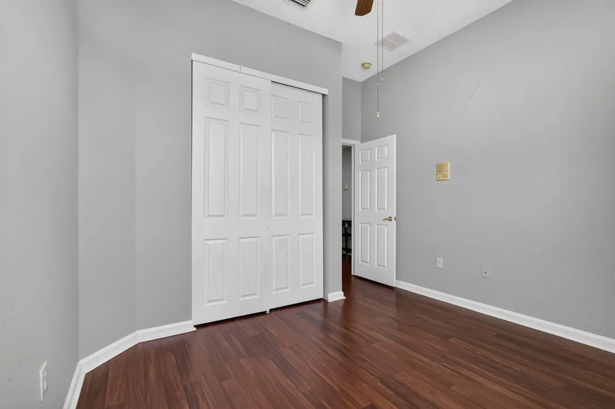  Residence photo 52