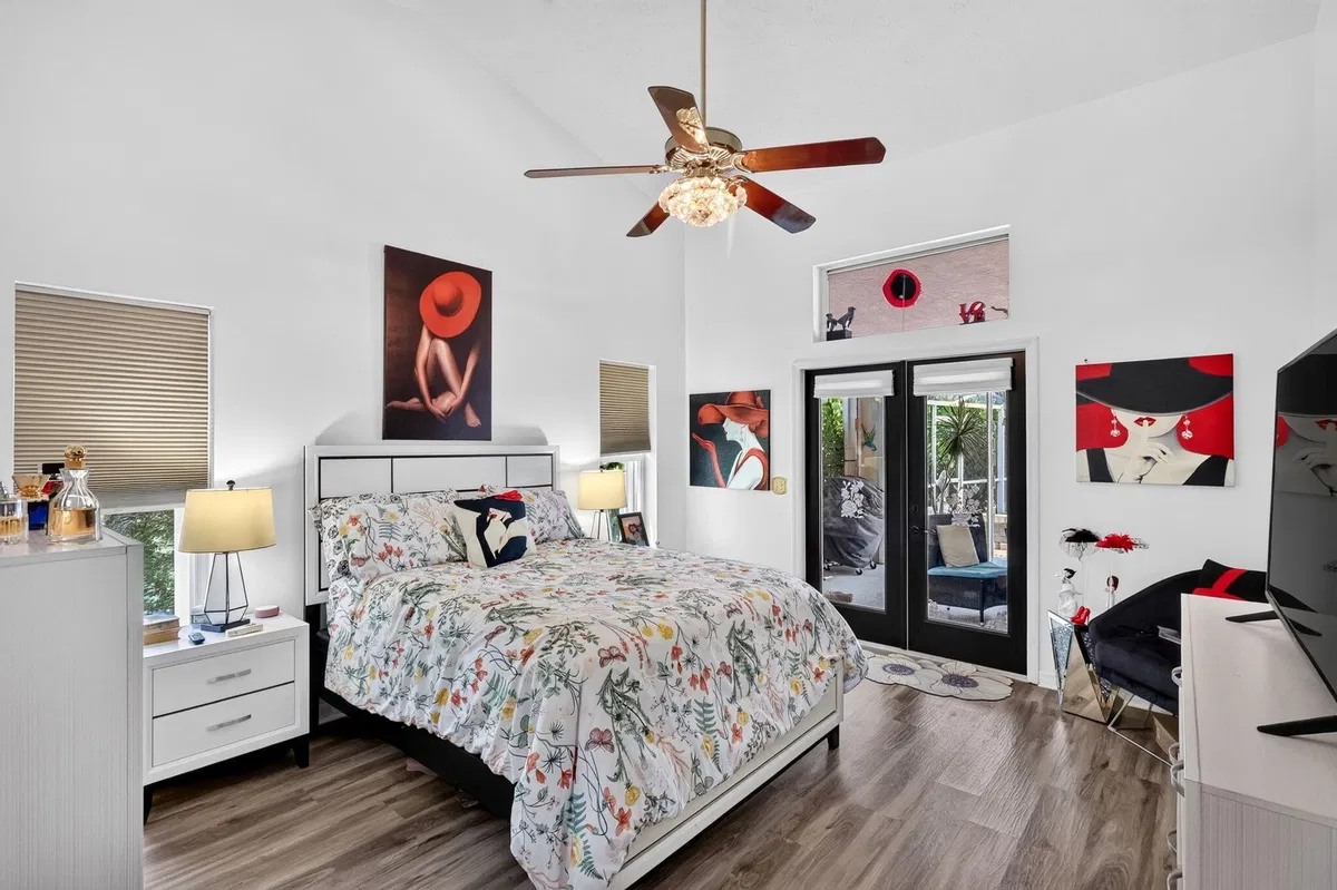  Residence photo 37