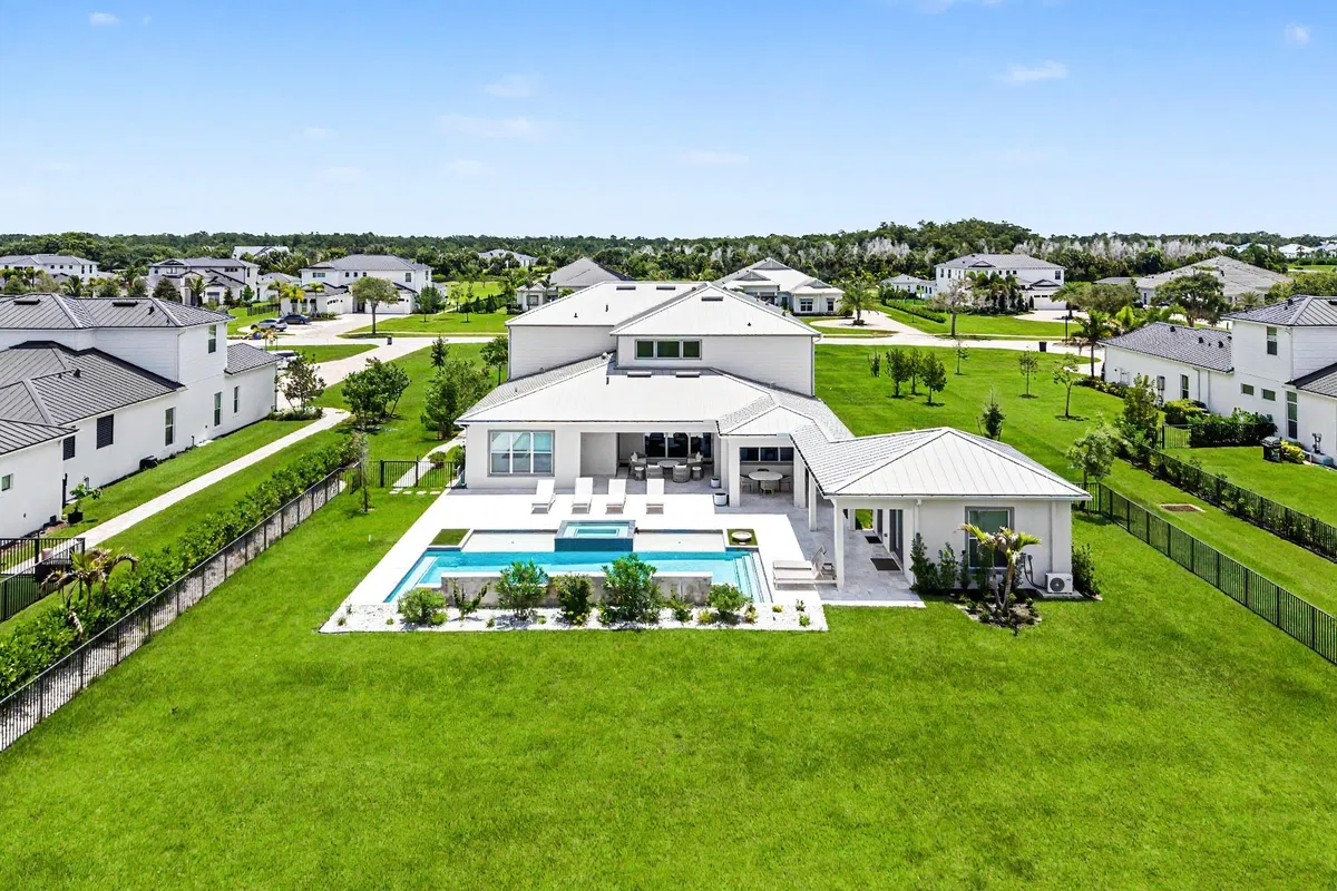 Bridgewater Preserve Residence photo 64