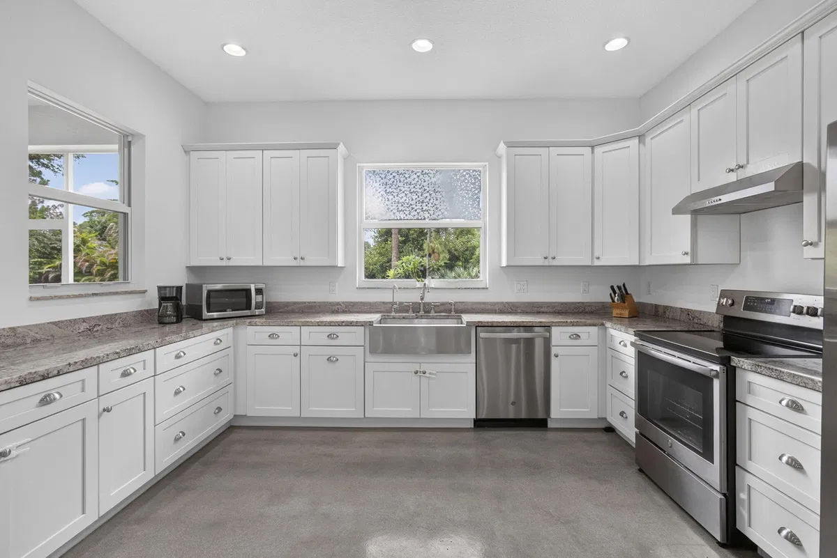 Residence photo 19