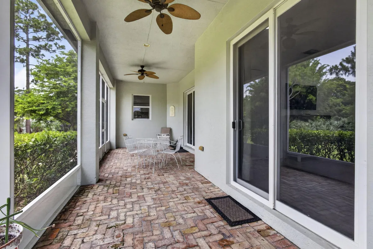 Residence photo 40