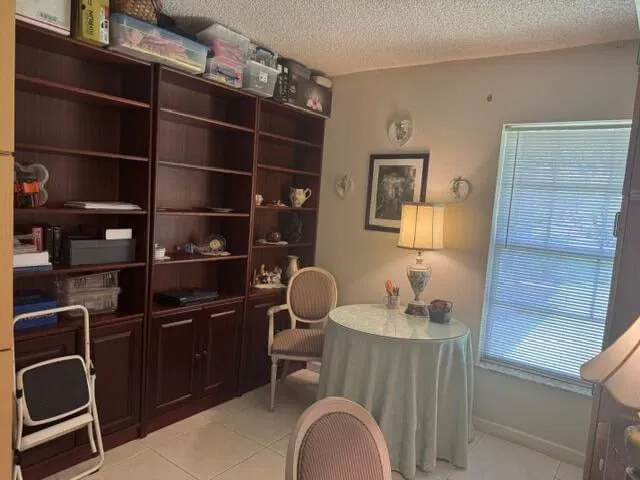 Residence photo 10