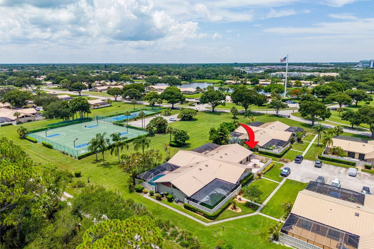 Old Palm Golf Club Residence