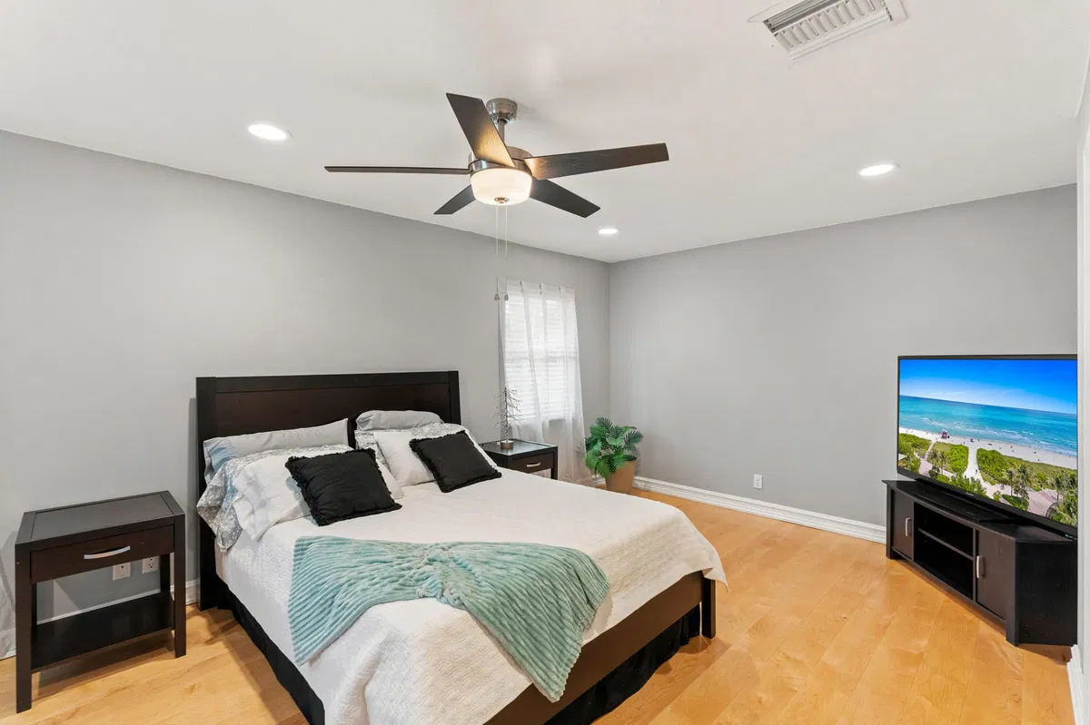 Residence photo 31