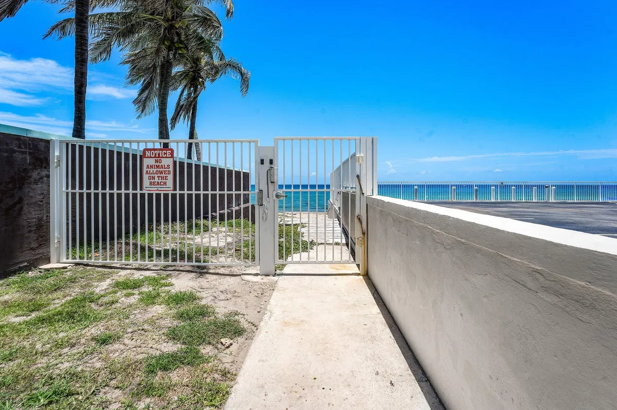 South Palm Beach Unit 502 photo 4