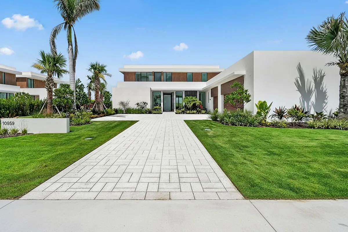 Panther National Palm Beach Gardens Residence