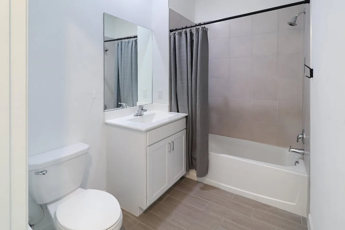 Residence photo 22