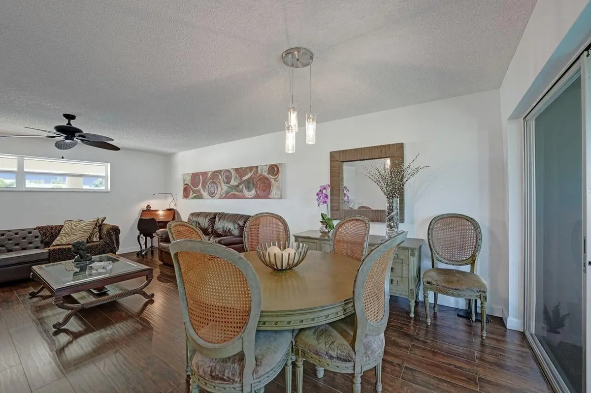  Unit 203 photo 10
