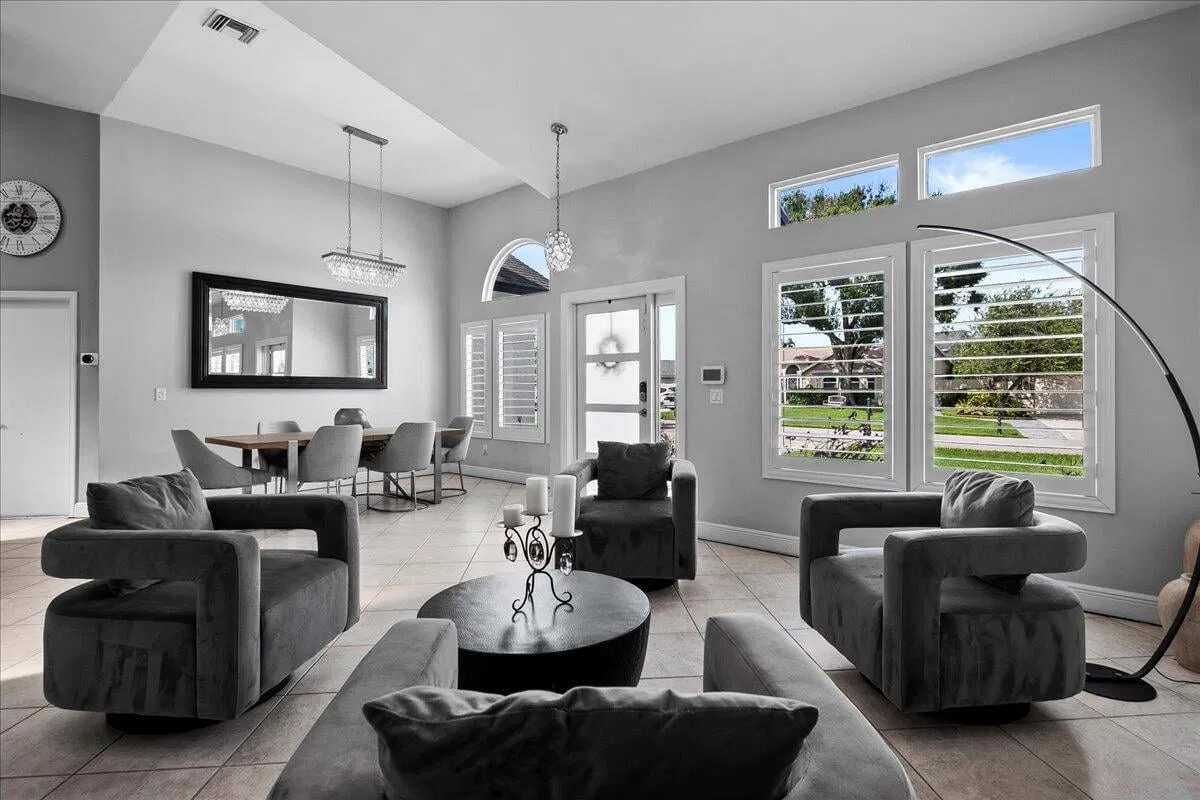 Residence photo 4