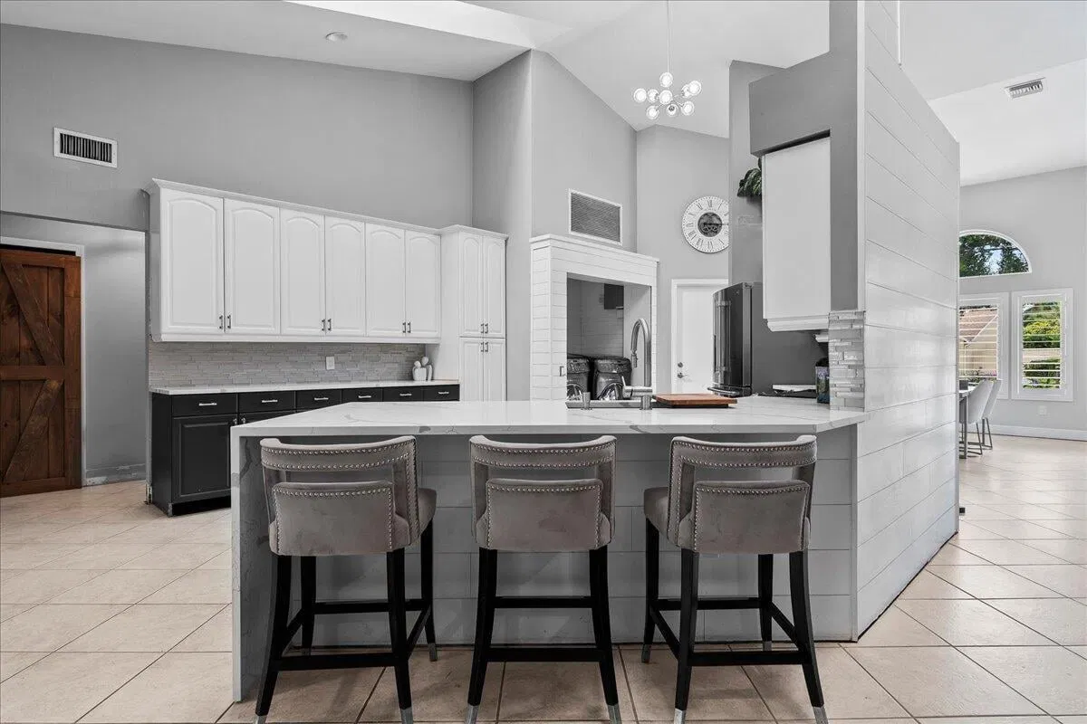 Residence photo 10