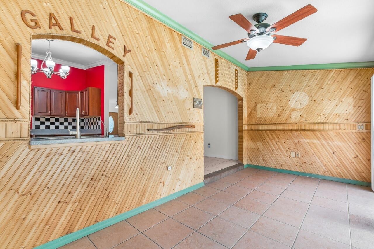  Residence photo 34