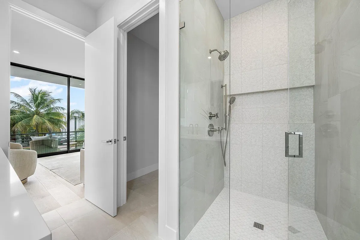 Palm Trail Delray Beach Residence photo 22