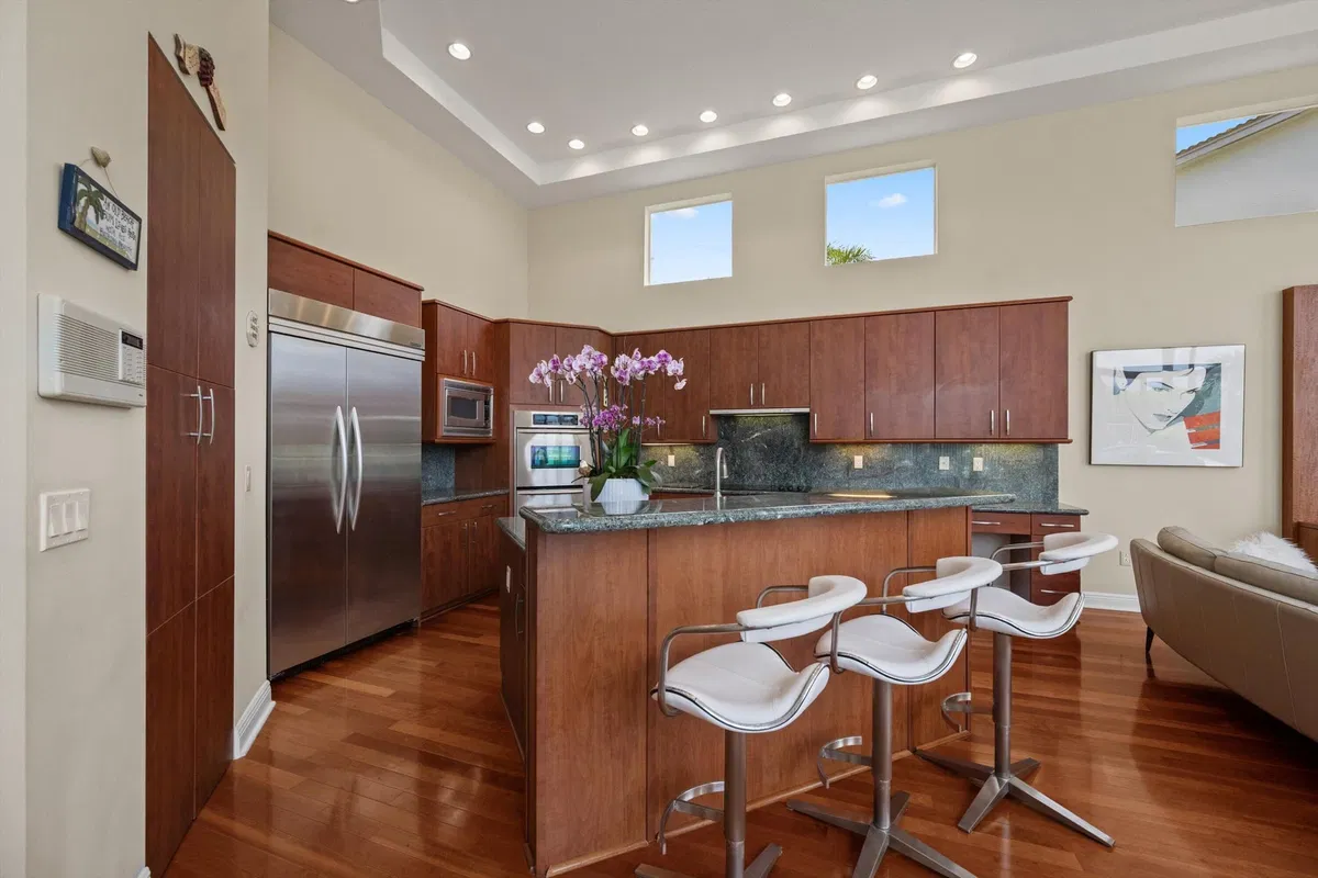 Residence photo 10