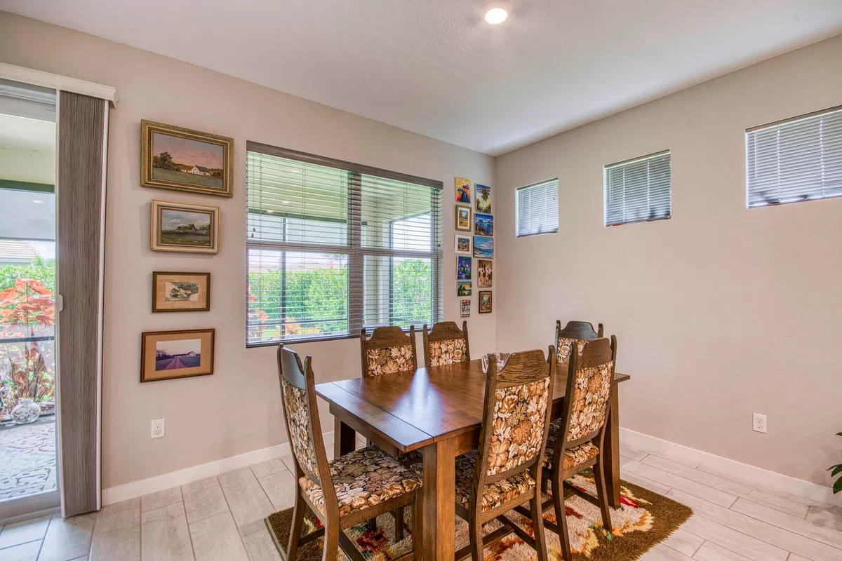 Residence photo 10