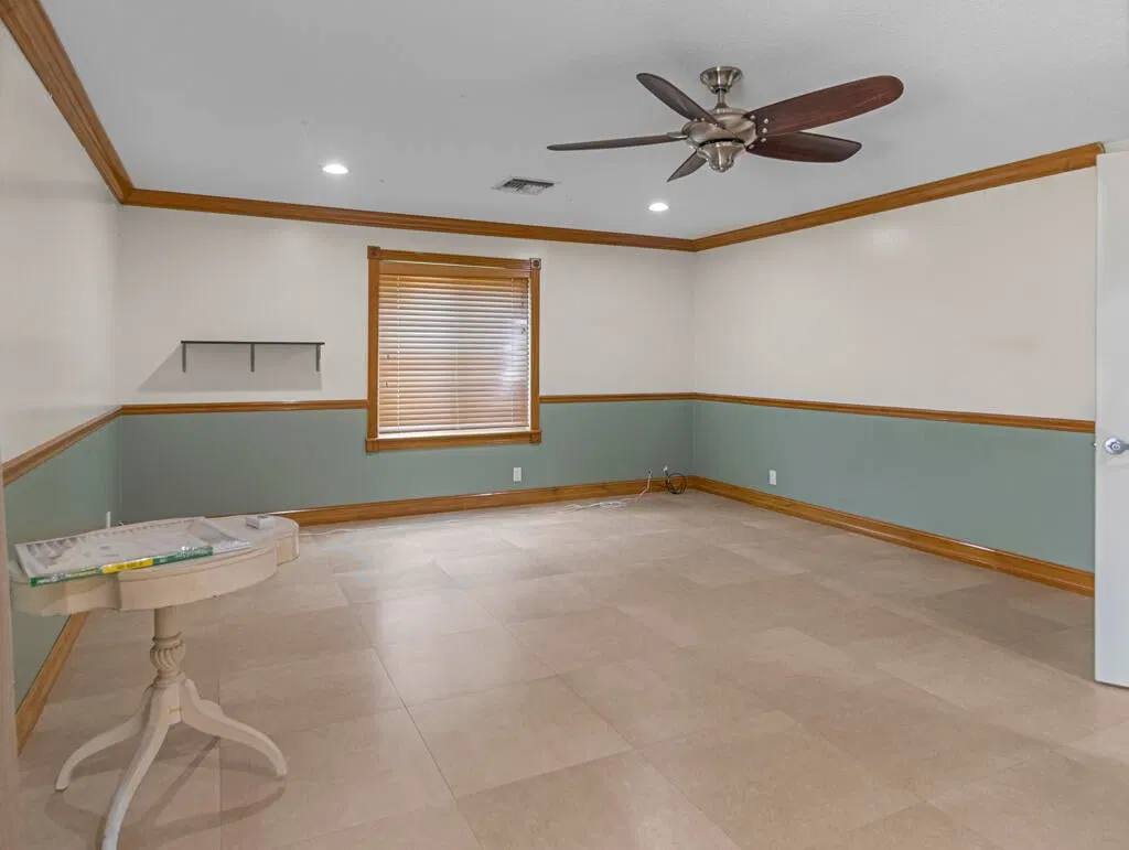 Residence photo 22