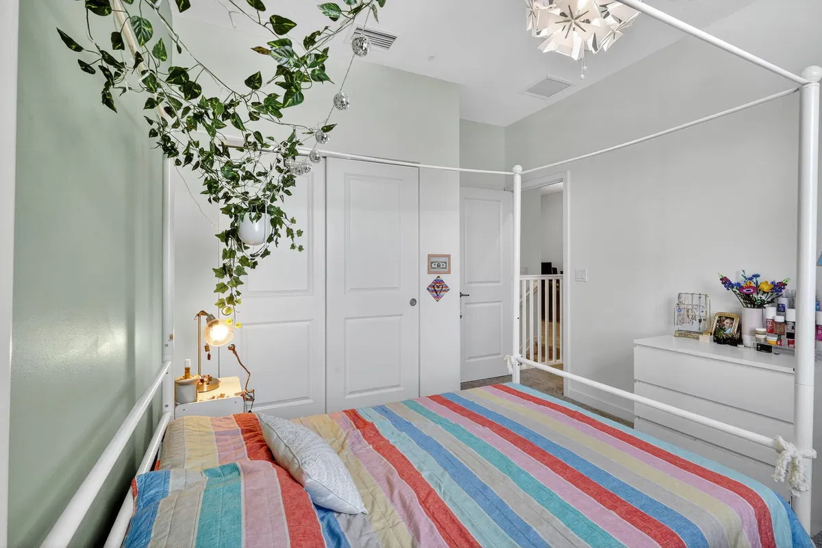 Residence photo 28