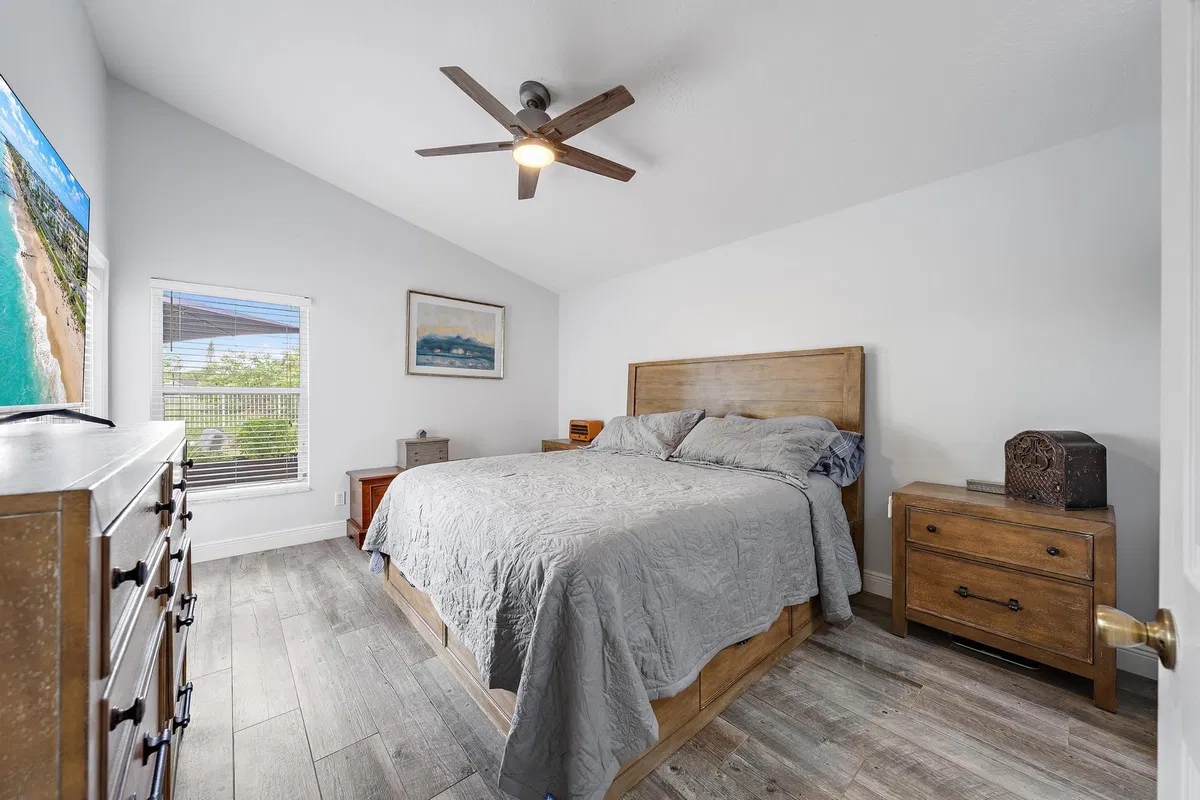 Residence photo 10