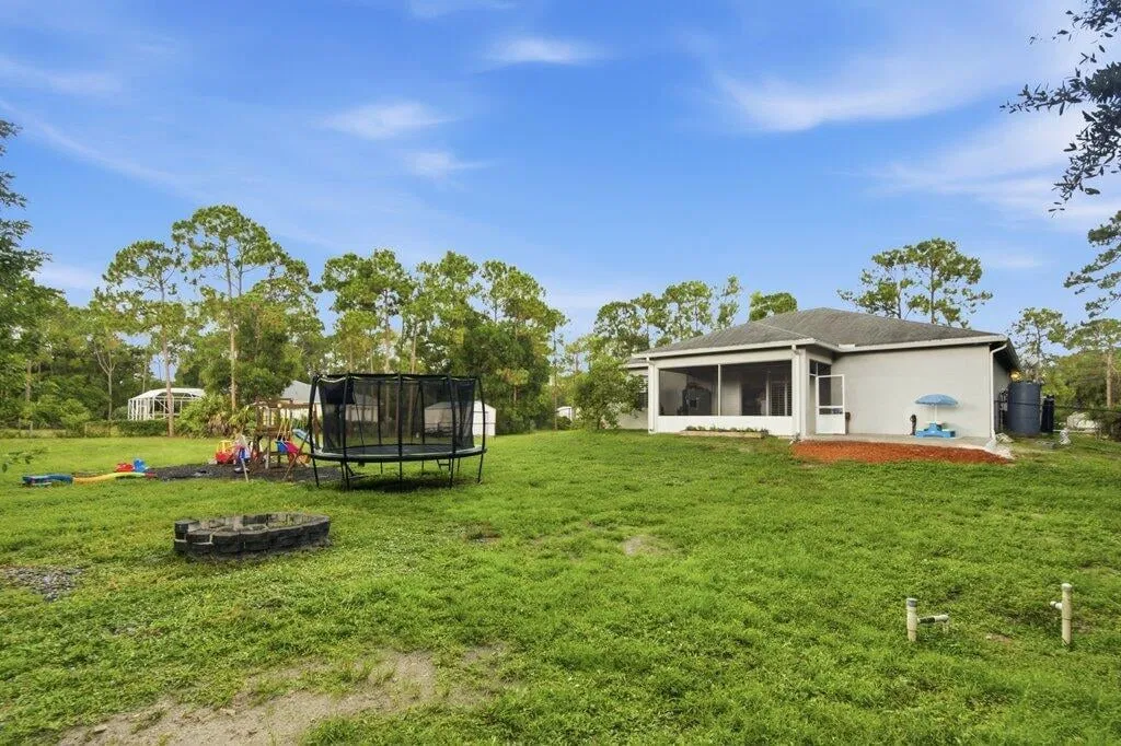 Residence photo 46