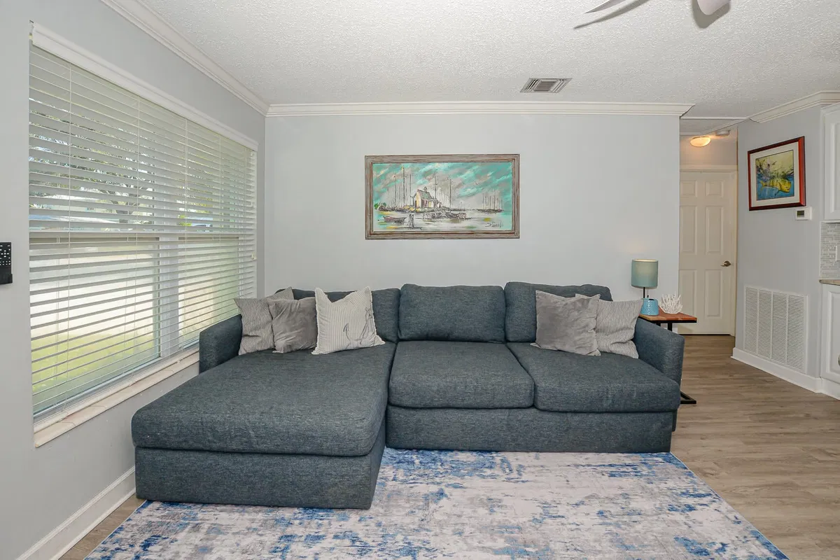Residence photo 4