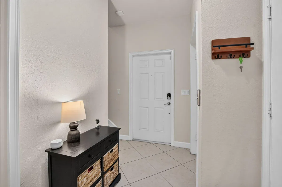 Residence photo 10