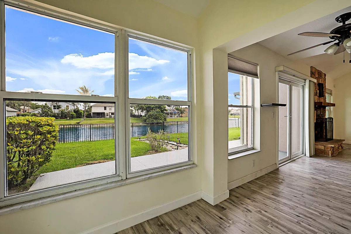Residence photo 13