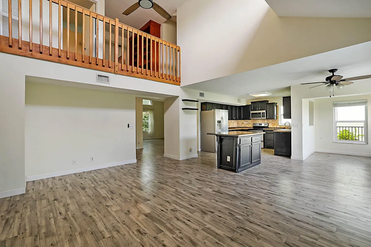 Residence photo 16