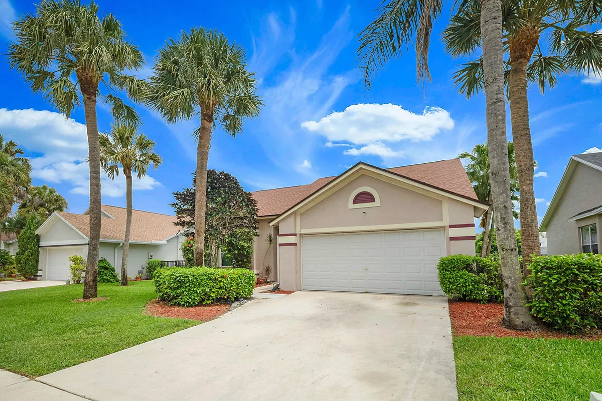 Residence photo 49