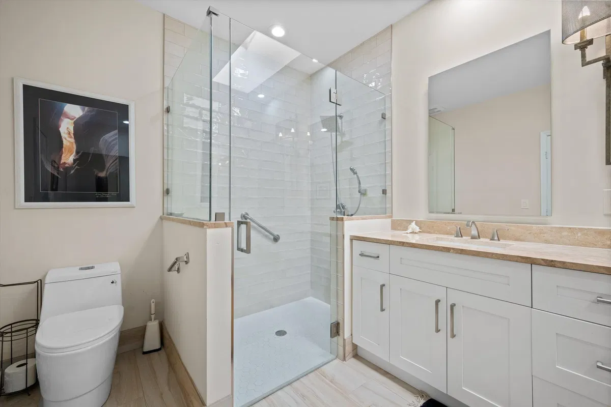 Residence photo 19