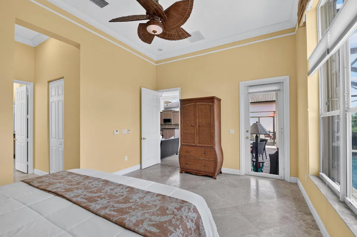 Residence photo 34