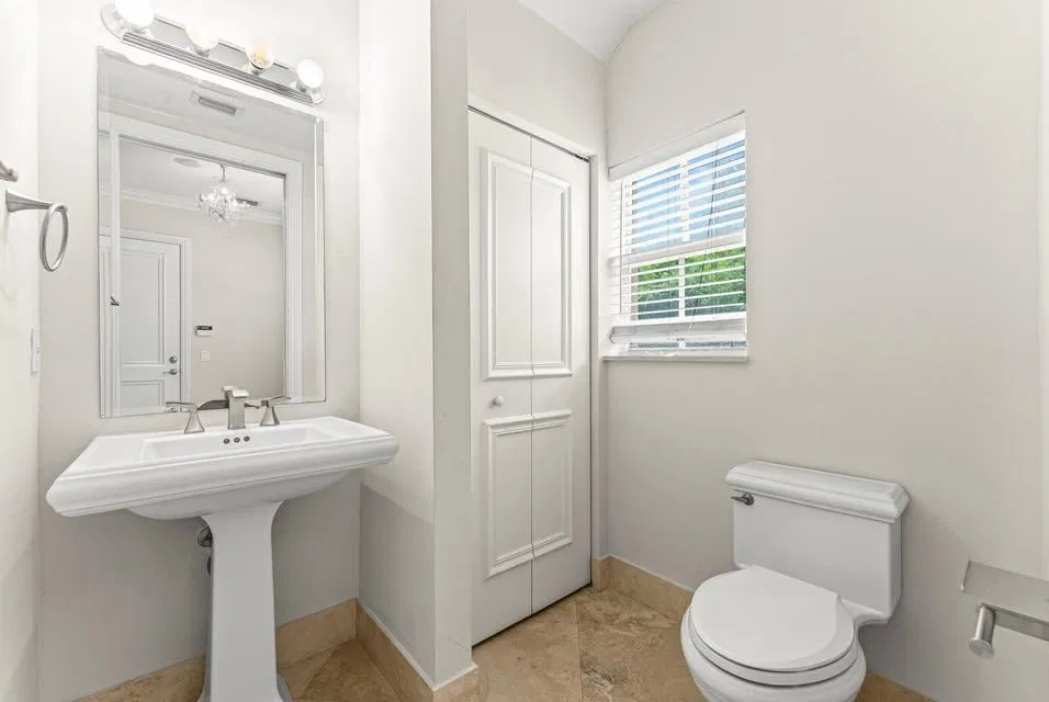 Residence photo 7