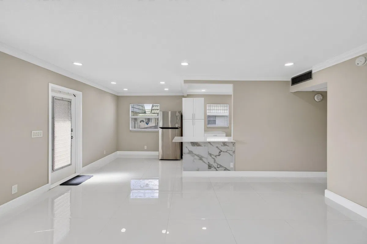 Residence photo 13