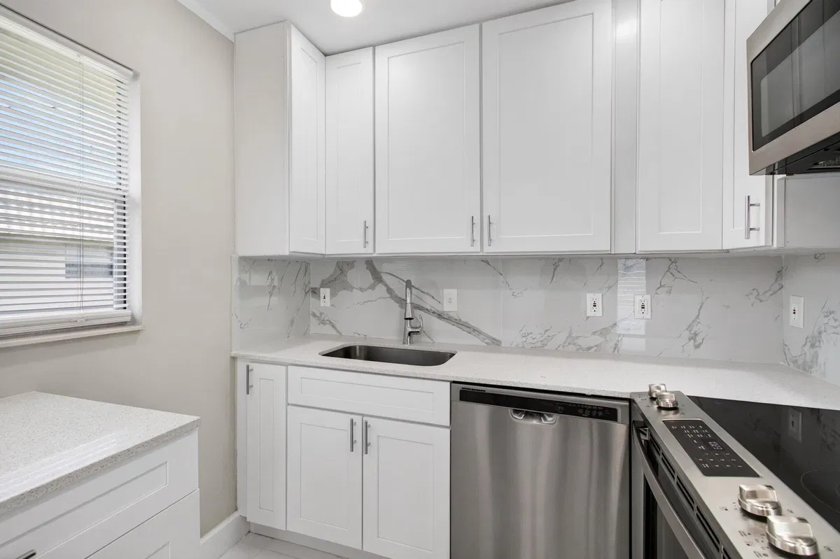 Residence photo 19