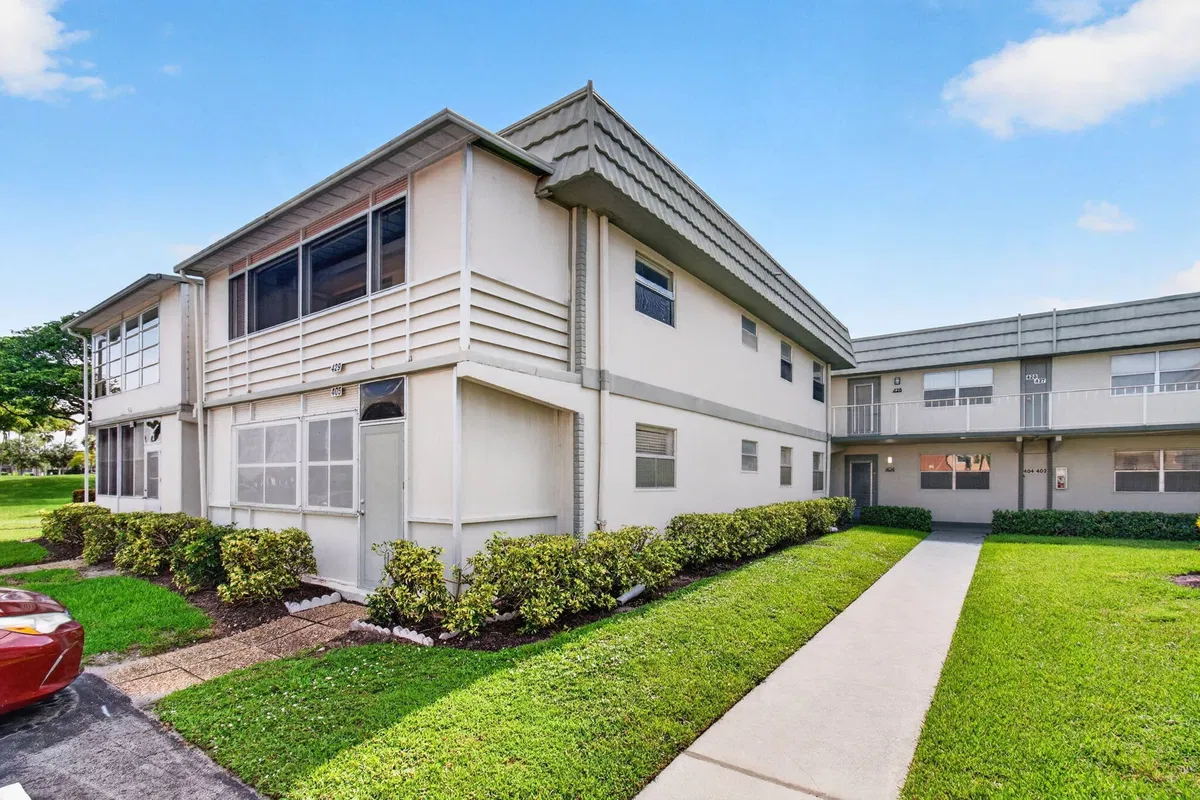 Residence photo 61
