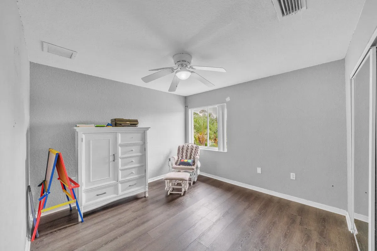  Residence photo 58