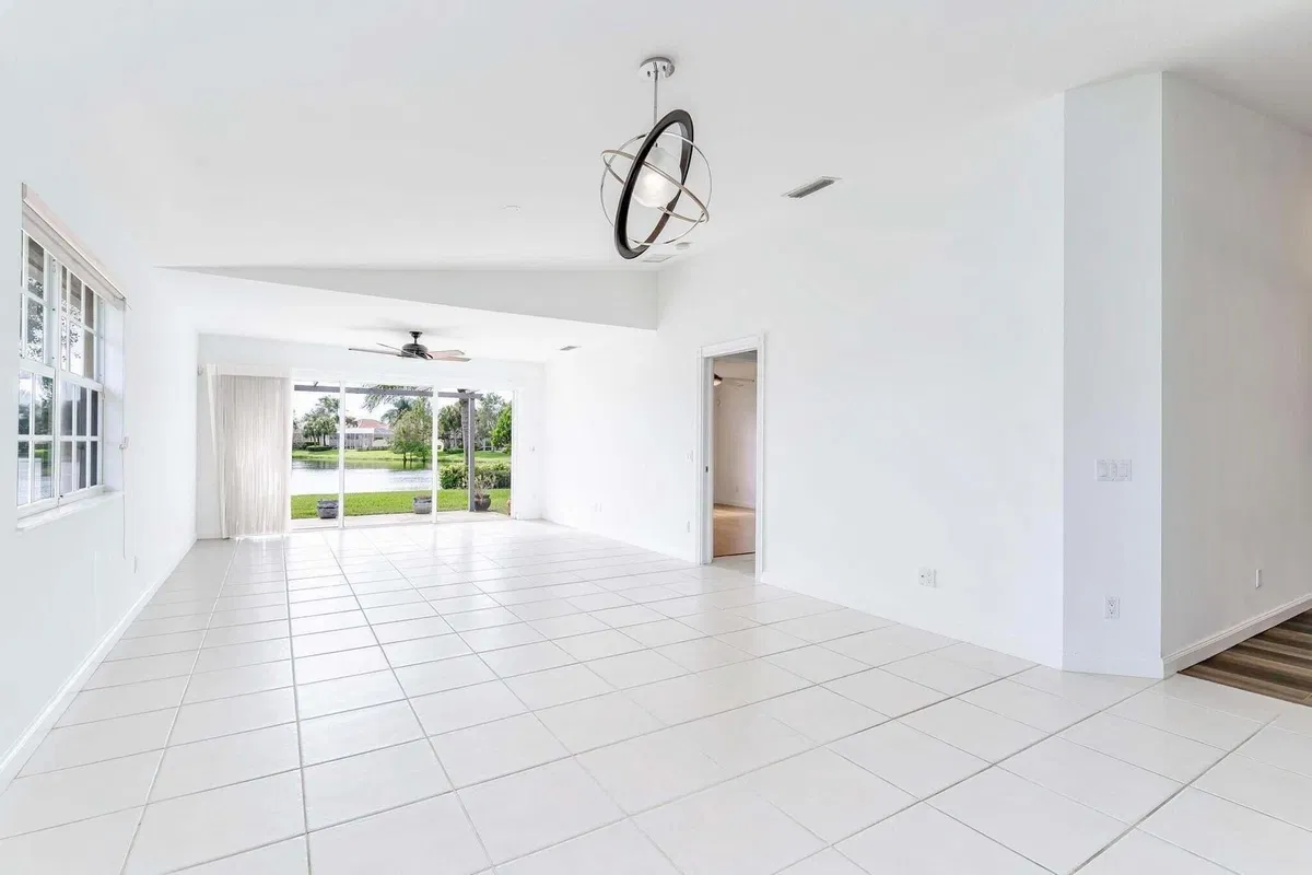 Residence photo 7