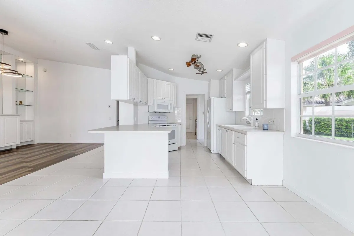 Residence photo 10