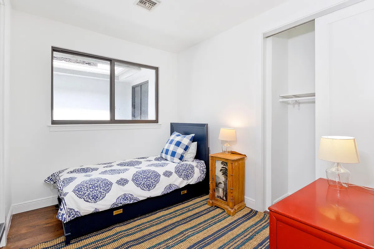 Residence photo 31