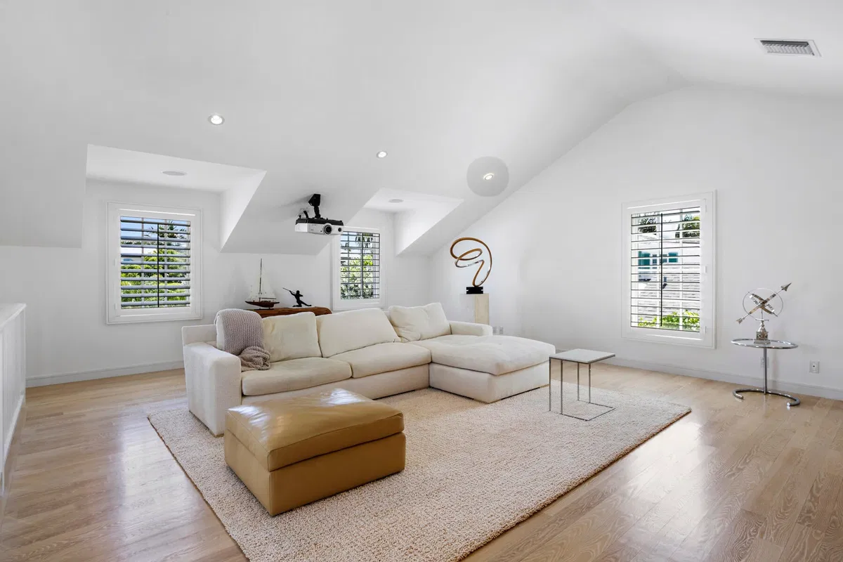North End Palm Beach Residence photo 25