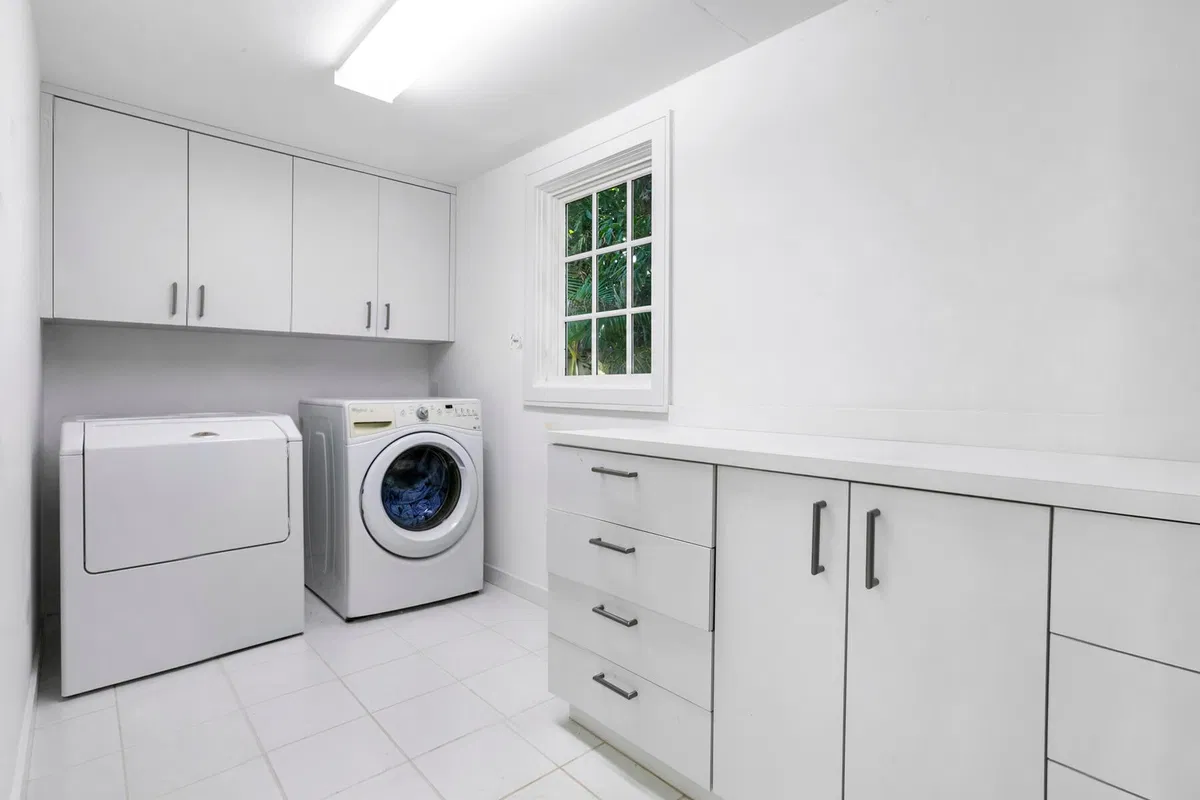 North End Palm Beach Residence photo 37