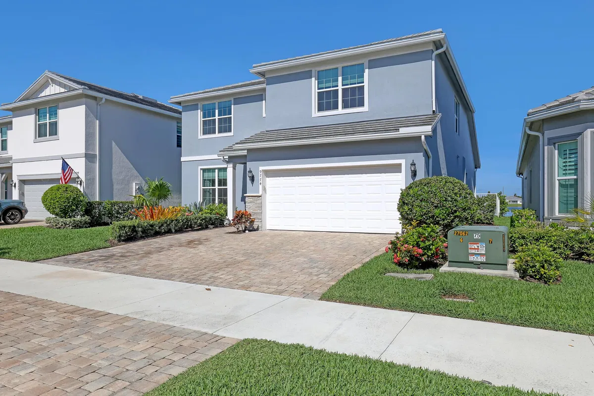 Residence photo 4